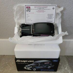 SnapOn 1935 Ford Sedan Delivery Custom Street Rod DieCast 1:24 Hot August Nights